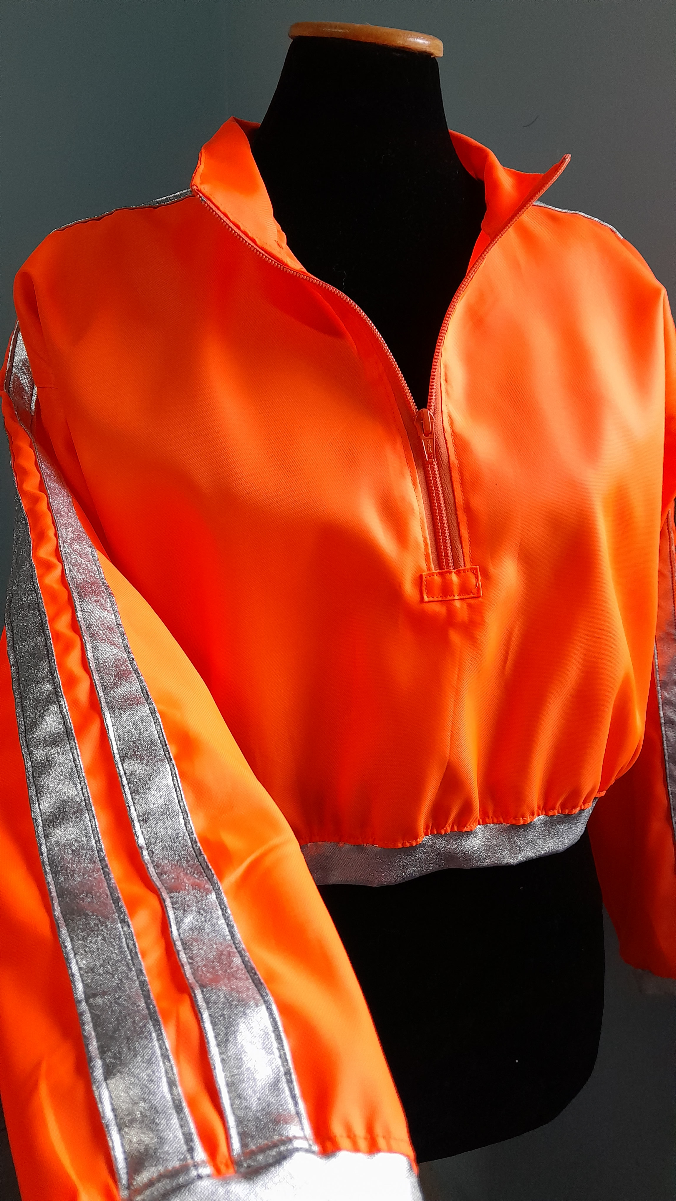 Buzo, una pieza de conjunto de traje de baile