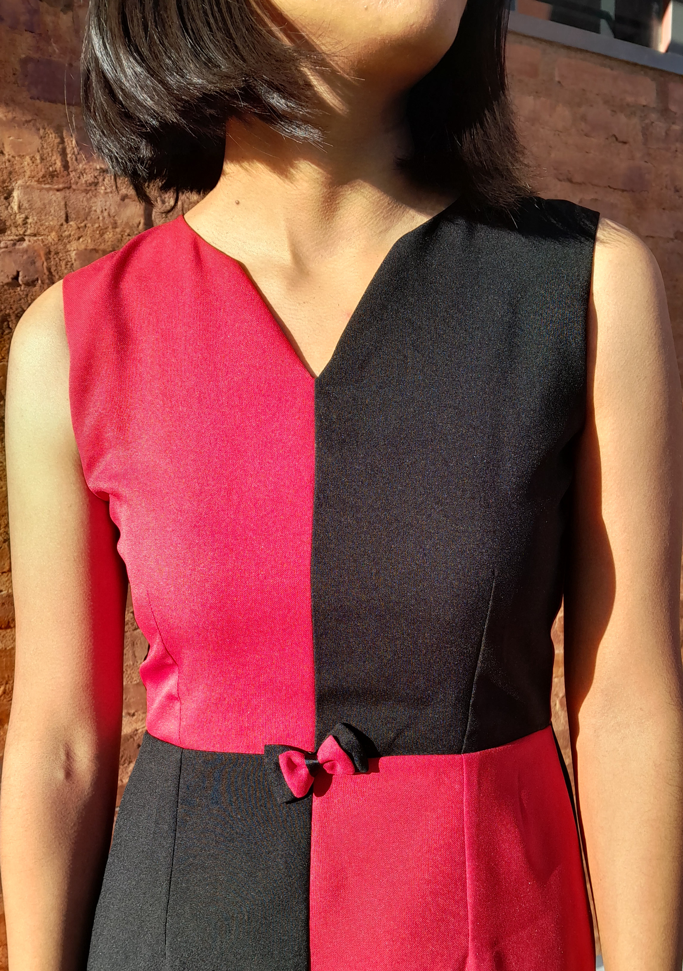 Vestido combinado rojo y negro parte superior
